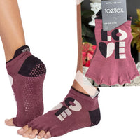 ถุงเท้ากันลื่นแยกนิ้ว Toesox Grip Half Toe ถุงเท้ากันลื่น เปิดนิ้วเท้า รุ่น Low Rise ถุงเท้าโยคะ พิลาทิส บาร์ เต้น