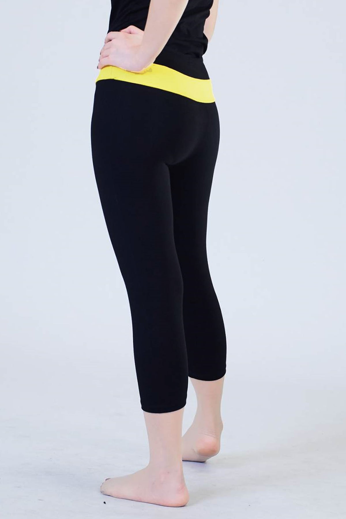 IBY - 3/4 Yoga Pants No.405