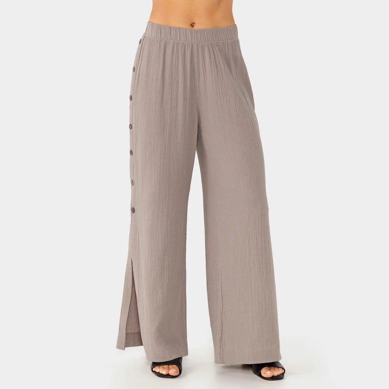 Tavi Unwind Gauze Pant กางเกงออกกำลังกายผู้หญิง ผ้าฝ้าย 100% ทรงขากว้าง ระบายอากาศดี ใส่สบาย