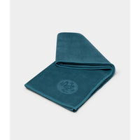 Manduka ผ้าปูทับเสื่อโยคะผืนเล็ก Manduka รุ่น eQua® Hand Yoga Towel (16")