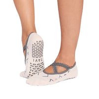 Tavi  รุ่น Chloe Grip Socks ถุงเท้ากันลื่นไม่แยกนิ้วเท้า