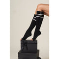 ToeSox Grip Half Toe Scrunch Knee ถุงเท้ากันลื่น เปิดนิ้วเท้า ถุงเท้าพิลาทิส ถุงเท้าโยคะ รุ่น สครันช์ ยาวใต้เข่า แบรนด์