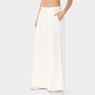 Tavi Noir French Terry Wide Leg Sweatpant Coconut กางเกงวอร์มขากว้างผ้าเฟรนช์เทอร์รี่ ✨👖