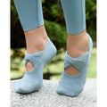 TAVI  รุ่น Penny Grip Socks ถุงเท้ากันลื่น ไม่แยกนิ้วเท้า ถุงเท้าพิลาทิส ถุงเท้าโยคะ ถุงเท้าเต้นและบาร์ แบรนด์ แทวี