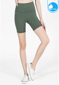 IBY - Bermuda Yoga Short Biker - Dark Green
