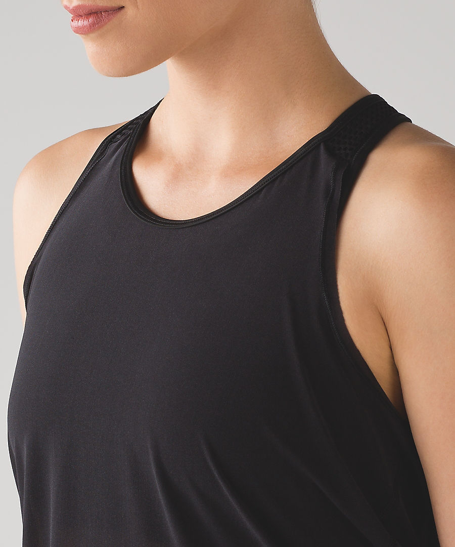 Lululemon - Fit Physique Tank